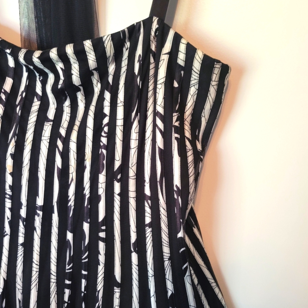 Cocktail dress black and white